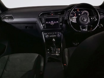 Used Volkswagen Tiguan 2016 for sale - 76520760: Photo