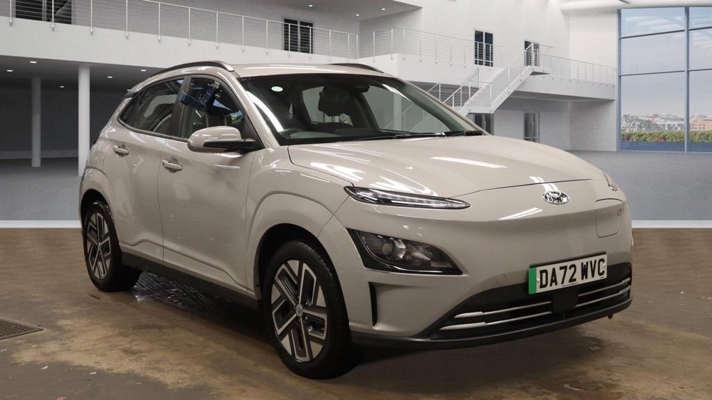 Used Hyundai KONA 2023 for sale - 77780458: Photo 3