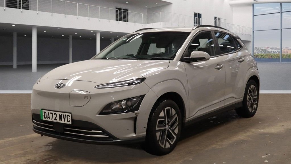 Used Hyundai KONA 2023 for sale - 77780458: Photo 4