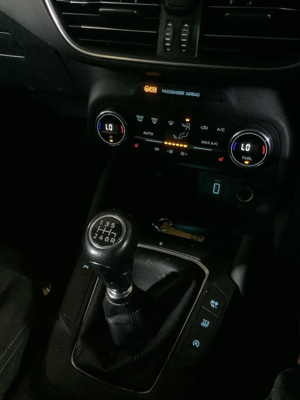 Used Ford Focus 2019 for sale - 76147923: Photo 21
