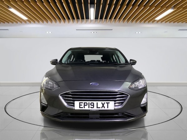 Used Ford Focus 2019 for sale - 76147923: Photo 2