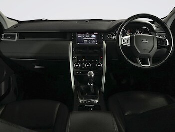 Used Land Rover Discovery Sport 2019 for sale - 77369337: Photo