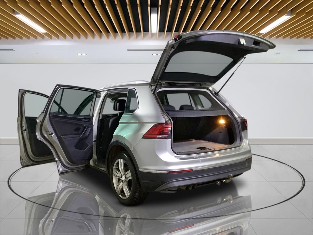 Used Volkswagen Tiguan 2016 for sale - 76527213: Photo 10