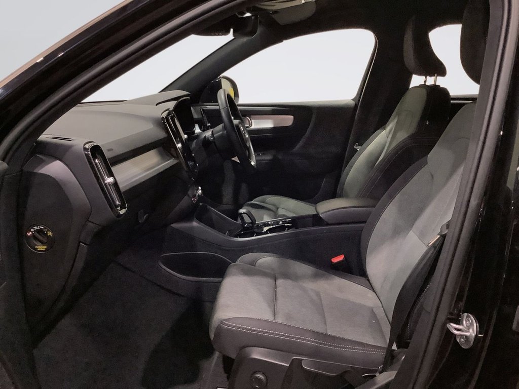 Used Volvo XC40 2022 for sale - 77593890: Photo 13