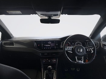 Used Volkswagen Polo 2018 for sale - 78694132: Photo
