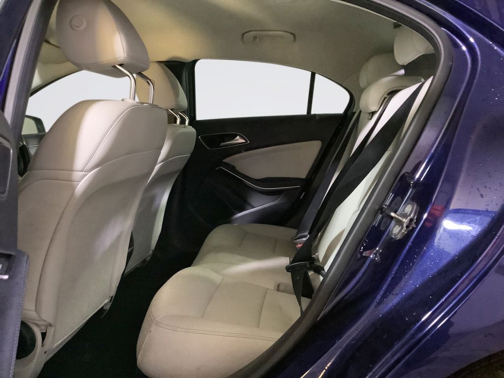 Used Mercedes-Benz A-Class 2018 for sale - 76520641: Photo 13