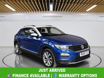 Used Volkswagen T-Roc 2018 for sale - 78805822: Photo