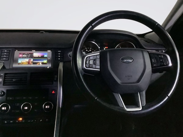 Used Land Rover Discovery Sport 2018 for sale - 76266660: Photo 17