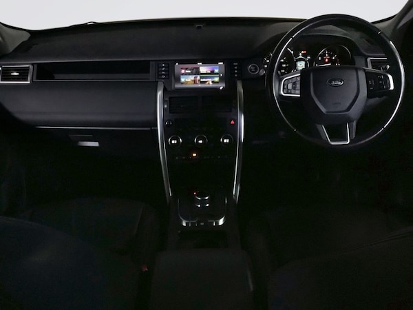 Used Land Rover Discovery Sport 2018 for sale - 76266660: Photo 3