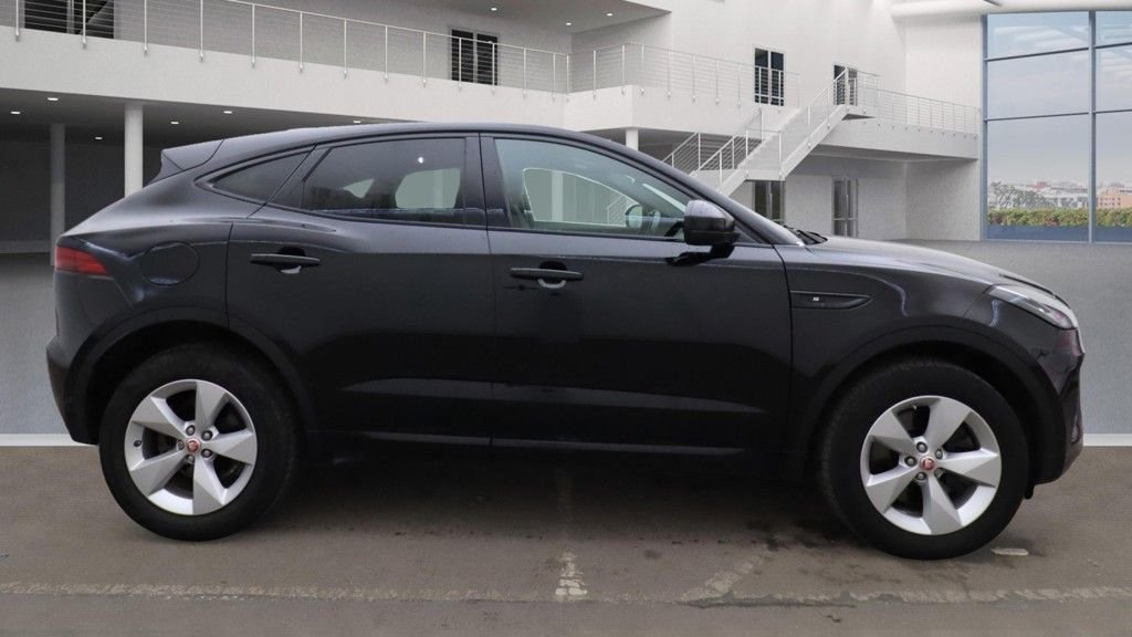 Used Jaguar E-Pace 2019 for sale - 76535561: Photo 5