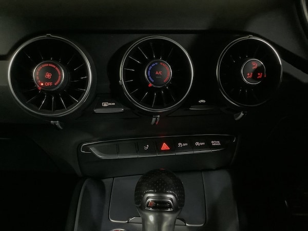 Used Audi TT 2015 for sale - 75716481: Photo 22