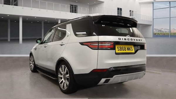 Used Land Rover Discovery 2019 for sale - 76235706: Photo 3