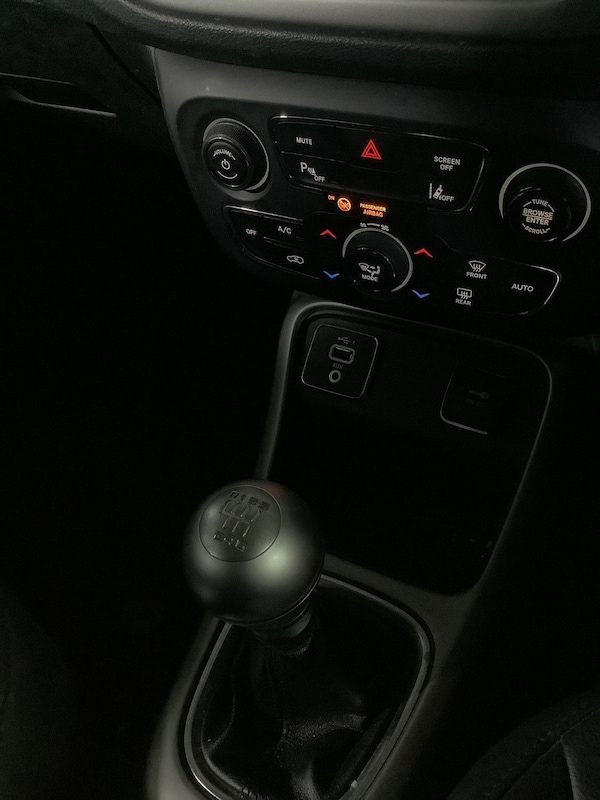 Used Jeep Compass 2021 for sale - 76235402: Photo 23