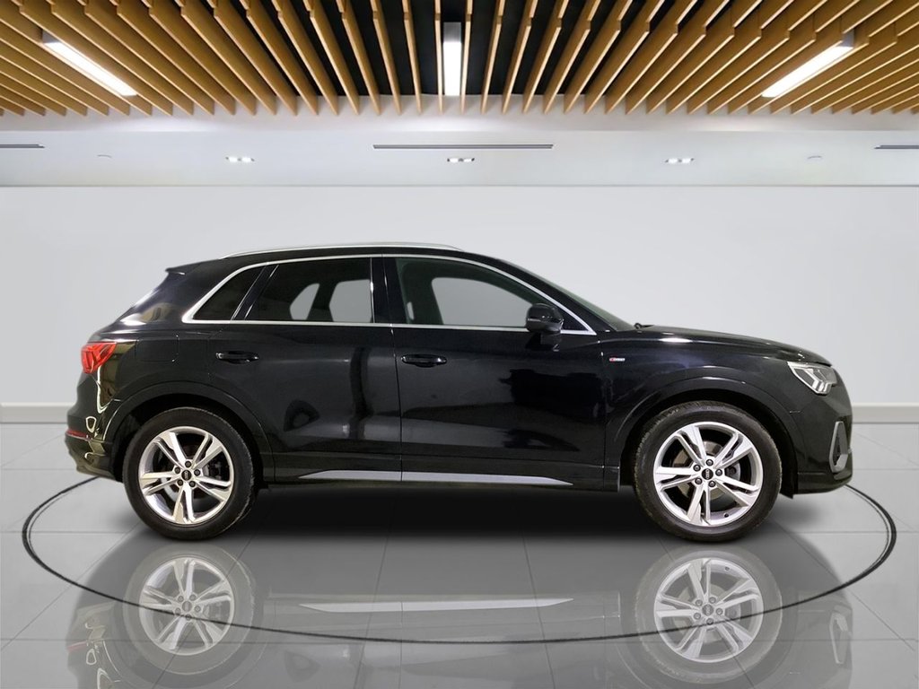 Used Audi Q3 2021 for sale - 77636639: Photo 9