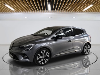 Used Renault Clio 2023 for sale - 79209727: Photo
