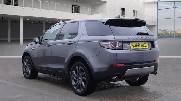 Used Land Rover Discovery Sport 2018 for sale - 76345905: Photo 3