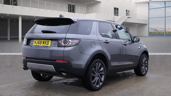 Used Land Rover Discovery Sport 2018 for sale - 76345905: Photo 4