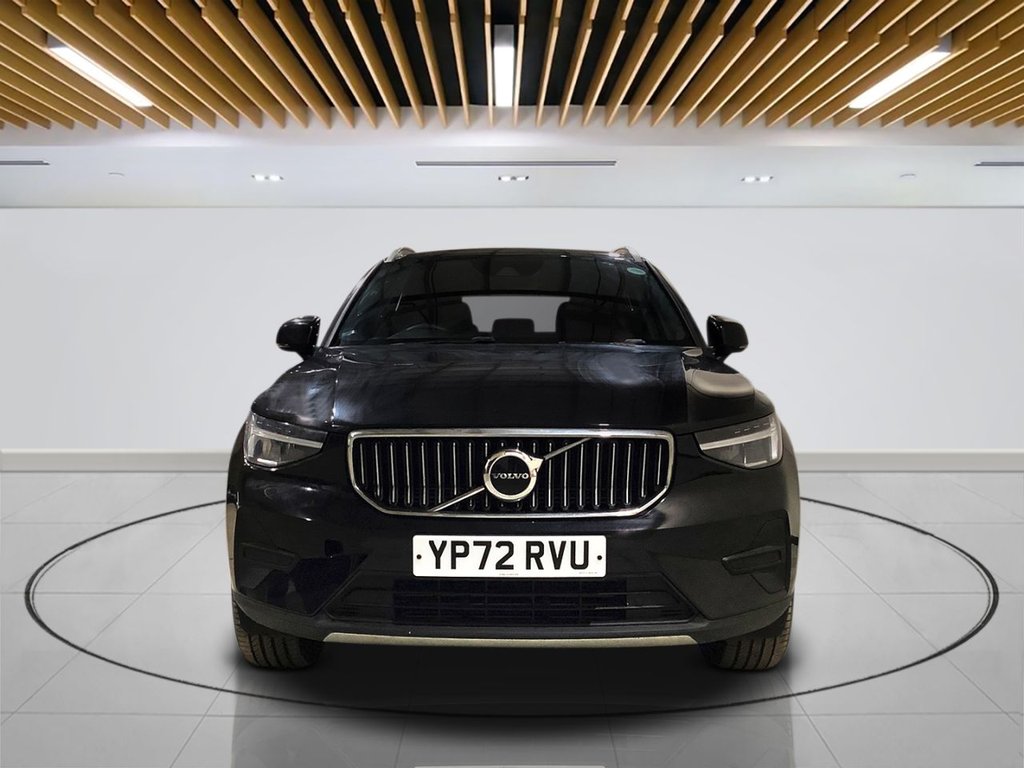 Used Volvo XC40 2022 for sale - 77153649: Photo 2