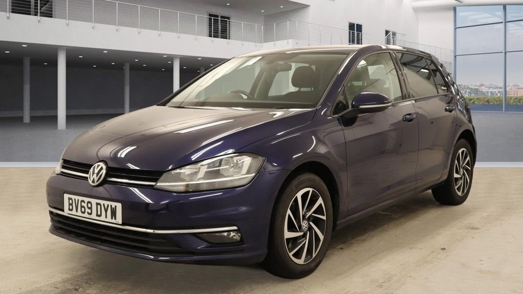 Used Volkswagen Golf 2019 for sale - 77748224: Photo 2