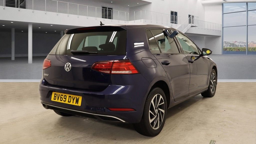 Used Volkswagen Golf 2019 for sale - 77748224: Photo 4