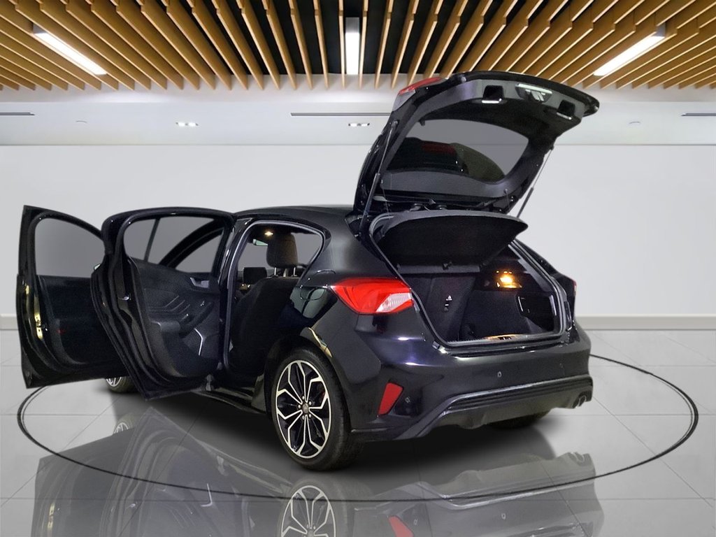 Used Ford Focus 2020 for sale - 76416969: Photo 10