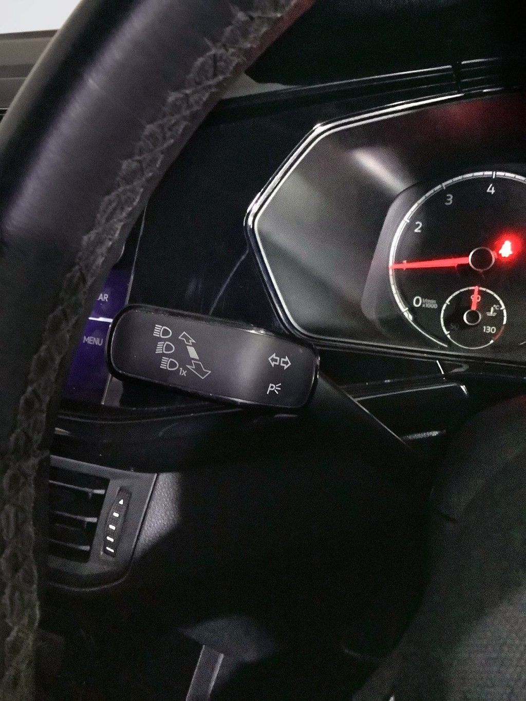 Used Volkswagen T-Cross 2022 for sale - 76313090: Photo 20