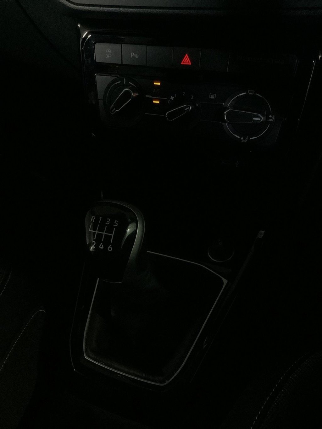 Used Volkswagen T-Cross 2022 for sale - 76313090: Photo 24