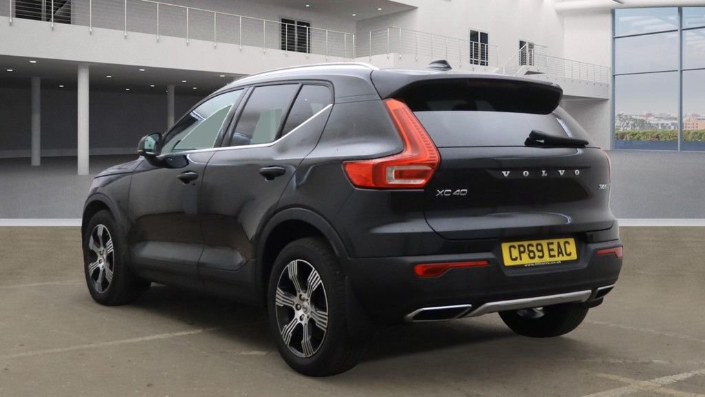 Used Volvo XC40 2019 for sale - 76395852: Photo 3