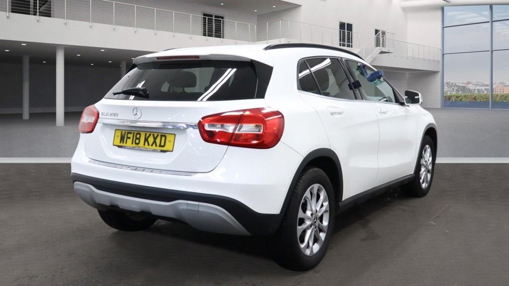Used Mercedes-Benz GLA 2018 for sale - 77967431: Photo 4
