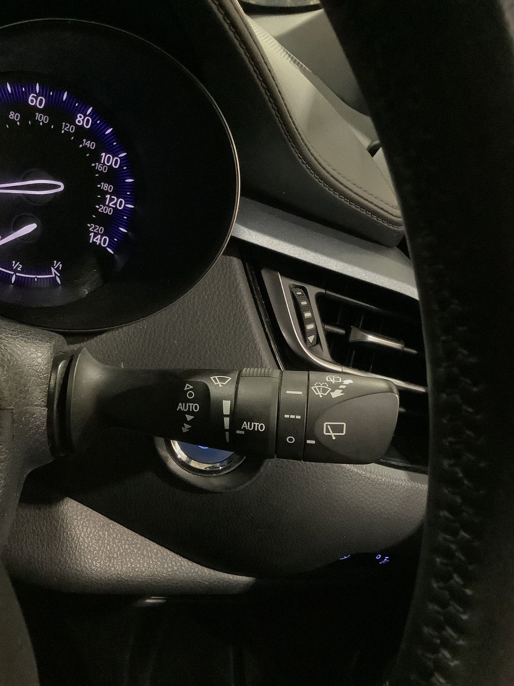 Used Toyota C-HR 2020 for sale - 77692963: Photo 21