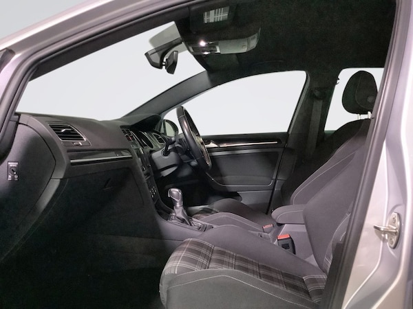Used Volkswagen Golf 2016 for sale - 76250156: Photo 12