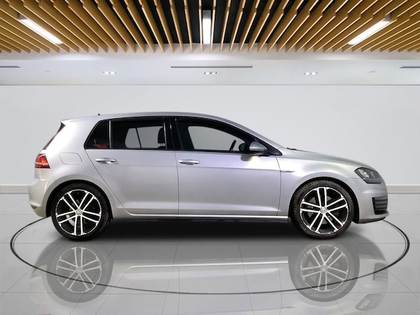 Used Volkswagen Golf 2016 for sale - 76250156: Photo 8