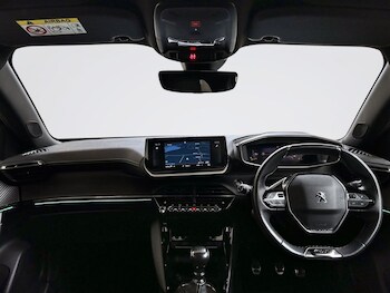 Used Peugeot 2008 2022 for sale - 78212520: Photo