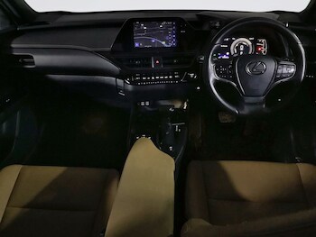 Used Lexus UX 2023 for sale - 77369088: Photo