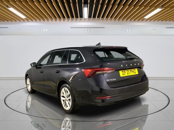 Used Skoda Octavia 2021 for sale - 75234318: Photo 6