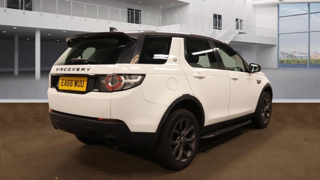 Used Land Rover Discovery Sport 2016 for sale - 76710769: Photo 4