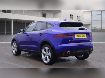 Used Jaguar E-Pace 2019 for sale - 76406571: Photo