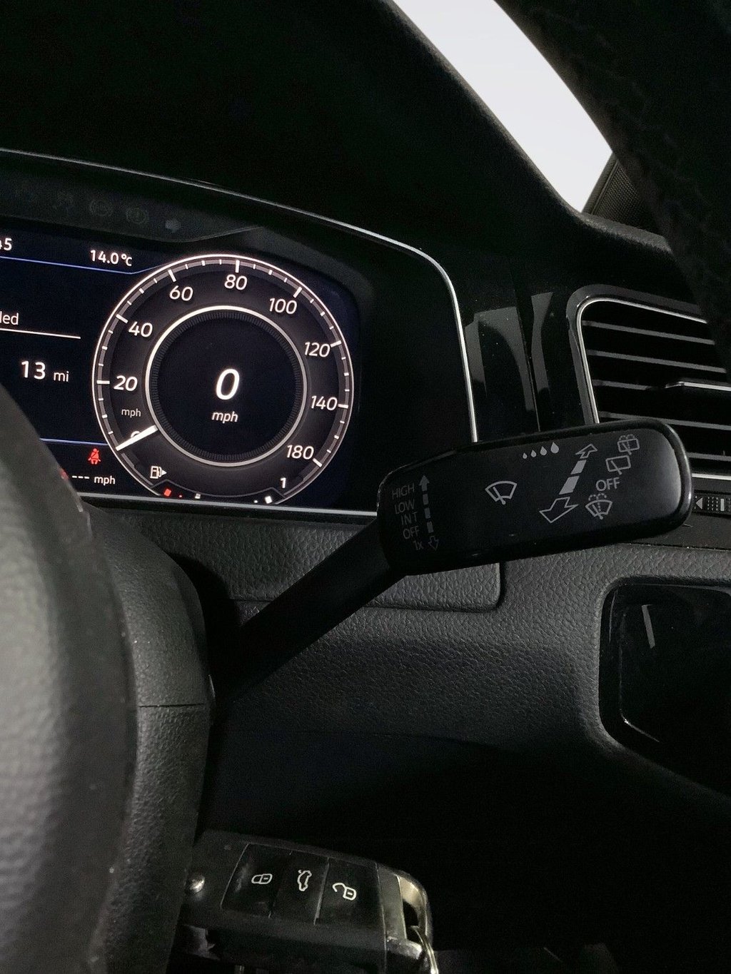 Used Volkswagen Golf 2017 for sale - 76654533: Photo 21