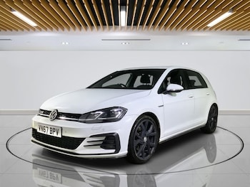 Used Volkswagen Golf 2017 for sale - 75901928: Photo
