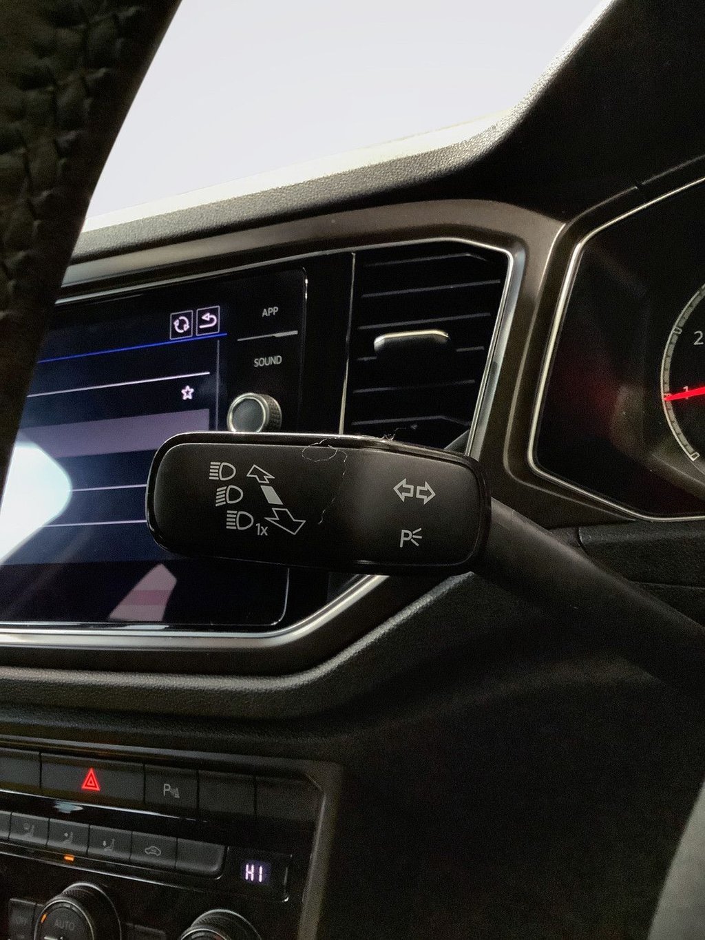 Used Volkswagen T-Roc 2020 for sale - 77952777: Photo 21