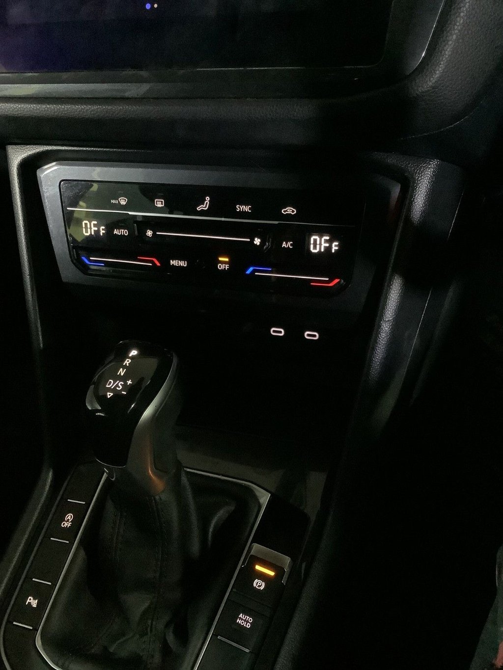 Used Volkswagen Tiguan 2020 for sale - 76520590: Photo 24