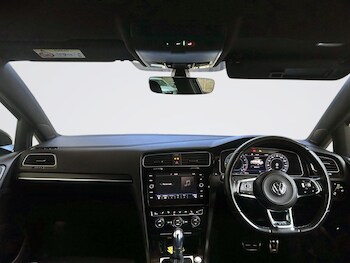 Used Volkswagen Golf 2018 for sale - 78401158: Photo