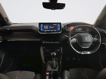 Used Peugeot 2008 2020 for sale - 79470393: Photo