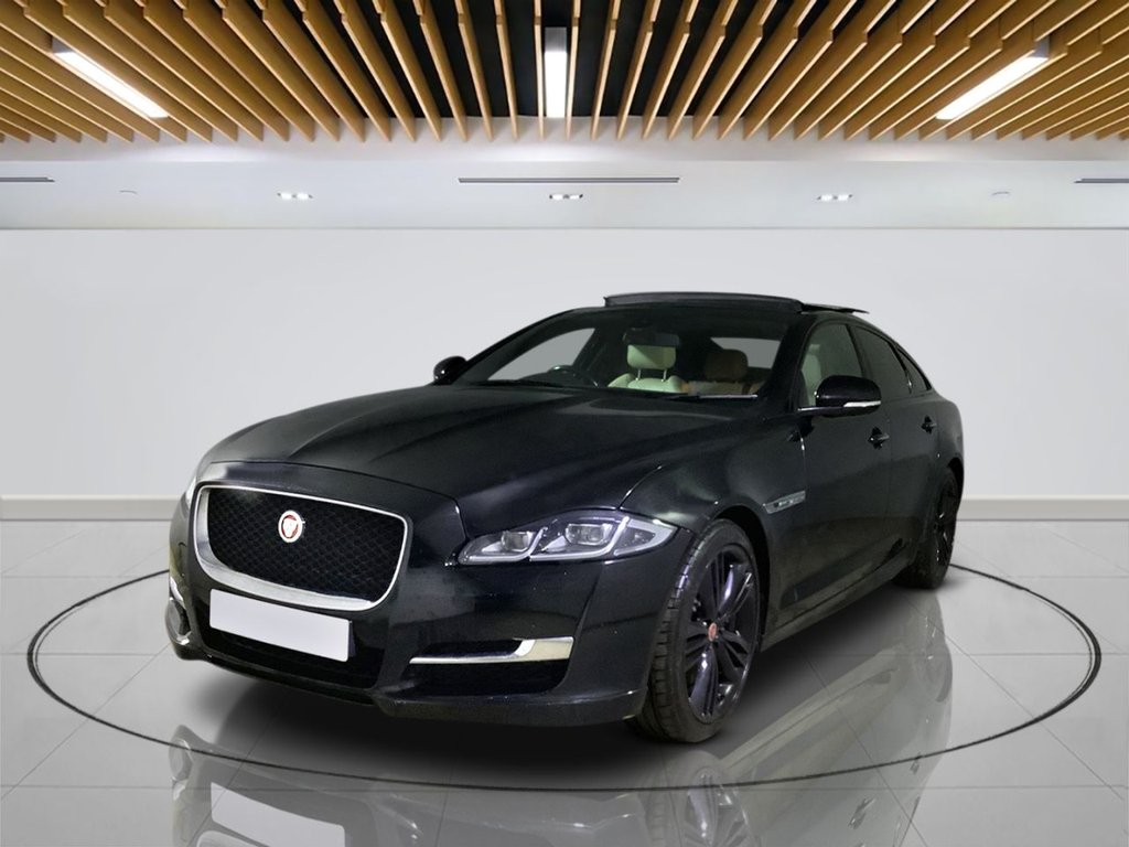 Used Jaguar XJ 2016 for sale - 76950360: Photo 4