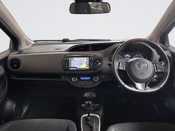 Used Toyota Yaris 2018 for sale - 79619147: Photo