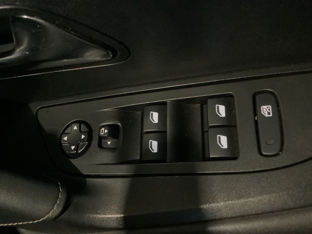 Used Peugeot 2008 2021 for sale - 77654655: Photo 19