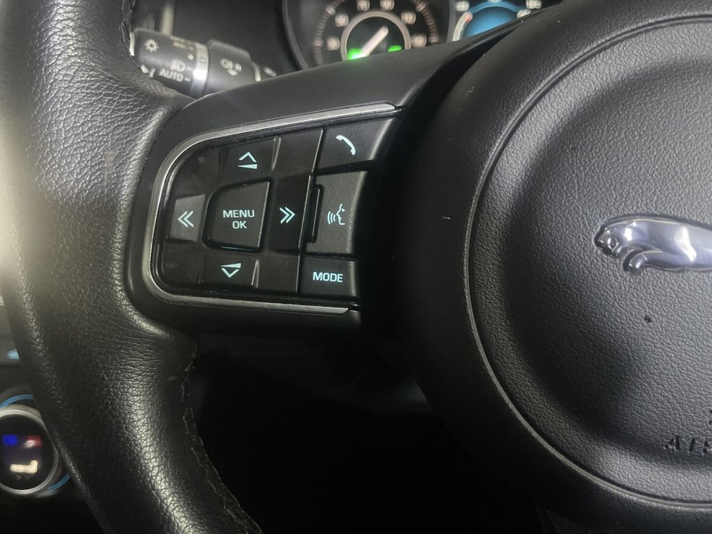 Used Jaguar E-Pace 2019 for sale - 76685869: Photo 14