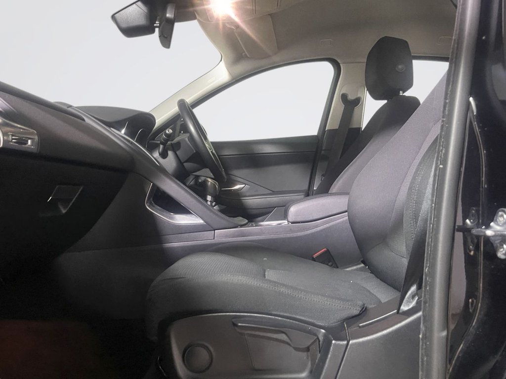 Used Jaguar E-Pace 2019 for sale - 76685869: Photo 9