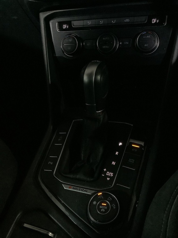 Used Volkswagen Tiguan 2018 for sale - 76178531: Photo 22