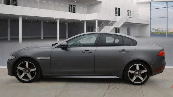 Used Jaguar XE 2019 for sale - 76147917: Photo 6
